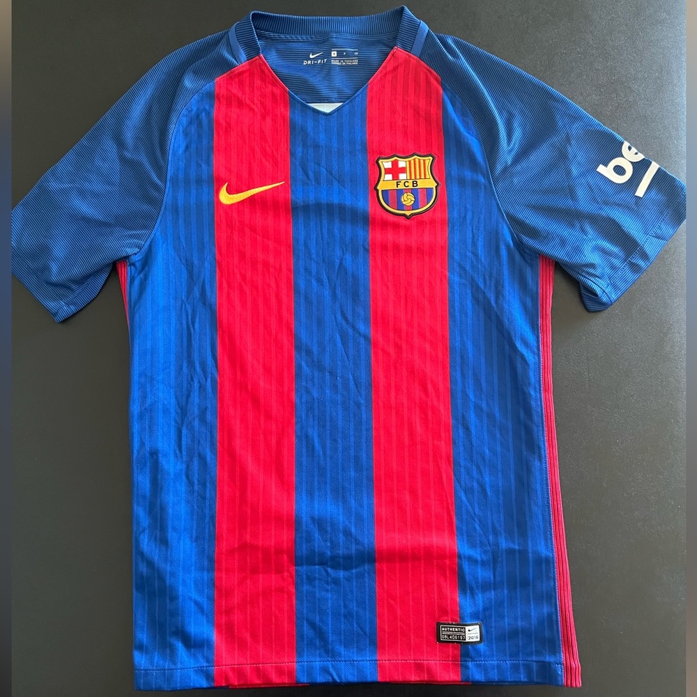 Nike Barcelona Home kit 16/17